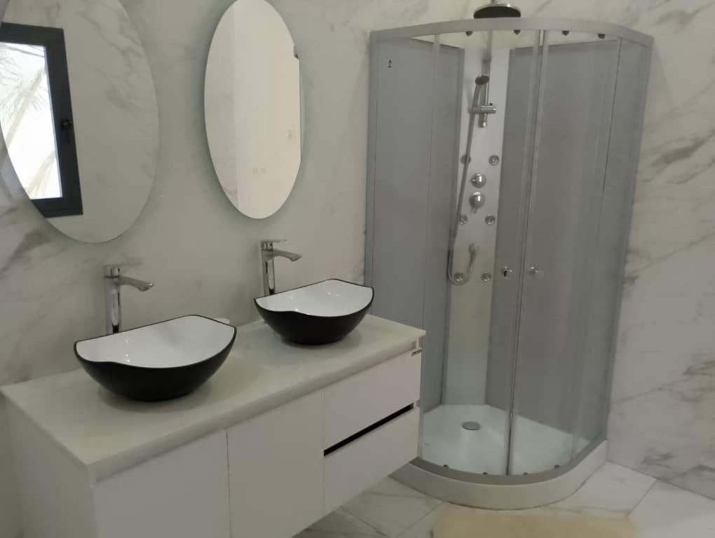 Grace House Jacuzzi Bed & Breakfast Saly Portudal Ngoại thất bức ảnh